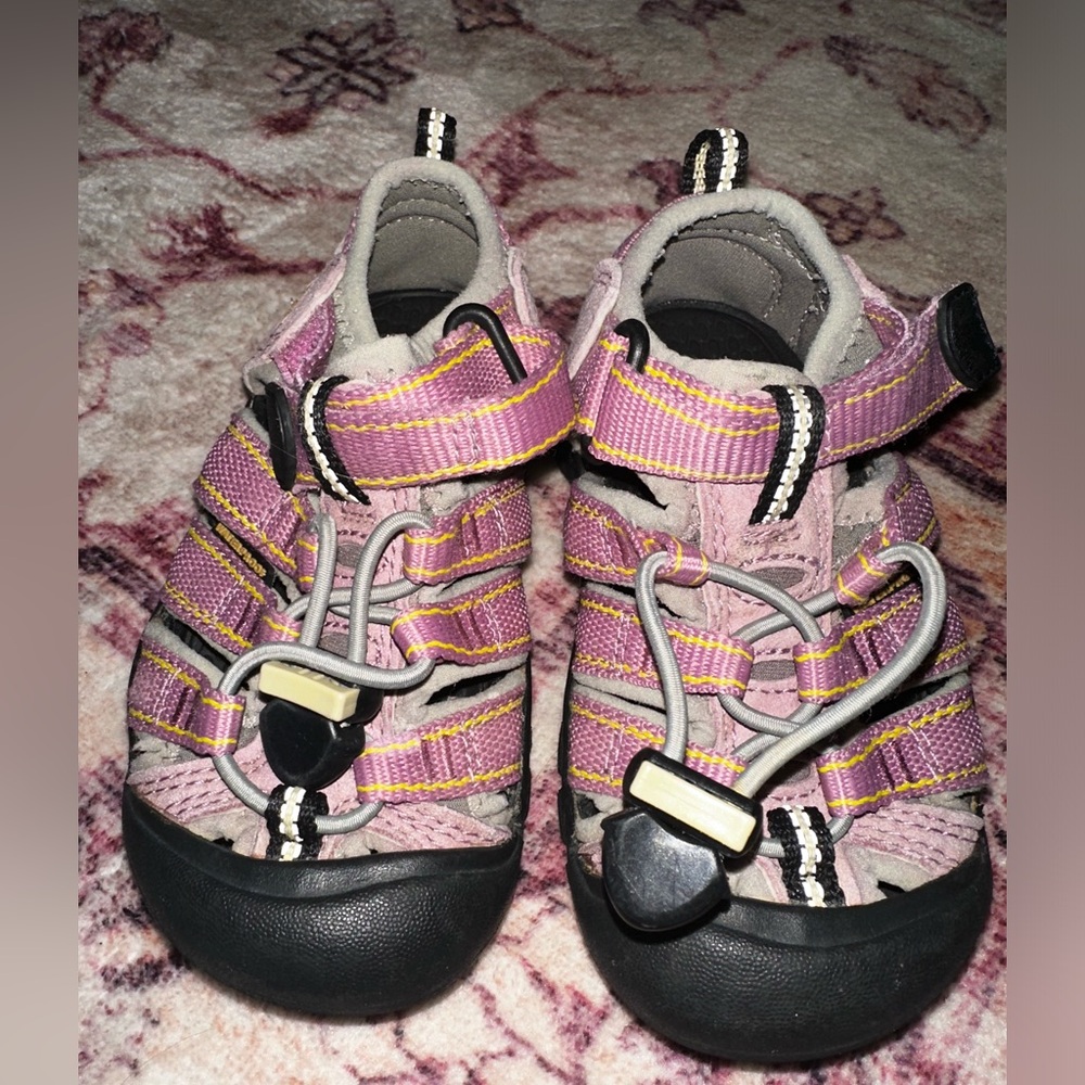 Toddler Keen